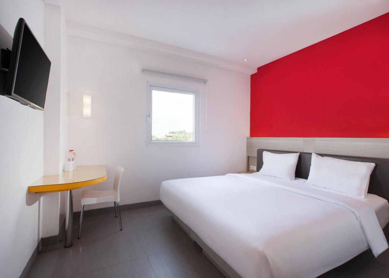 Amaris Hotel La Codefin Kemang Jakarta Buitenkant foto