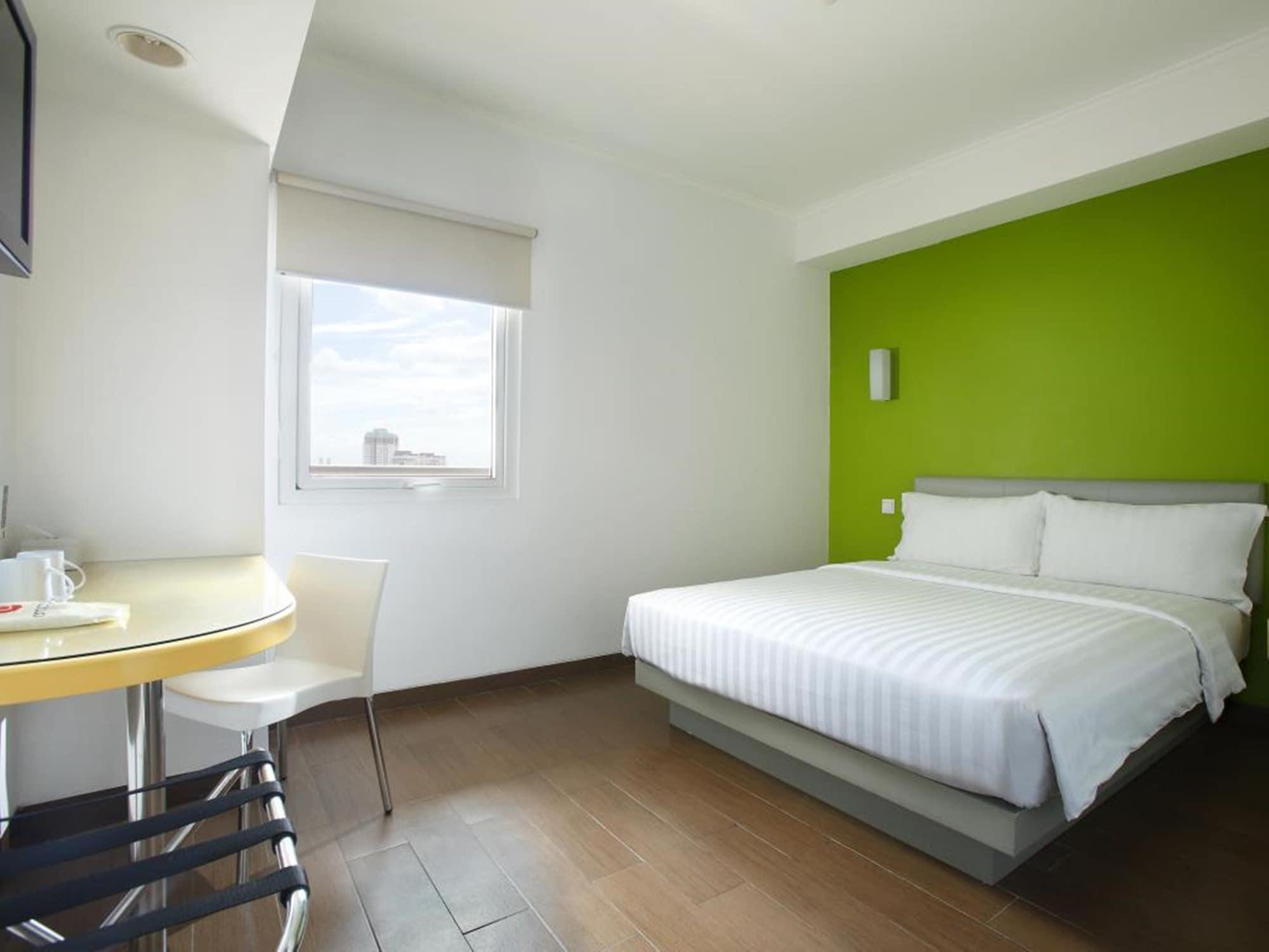 Amaris Hotel La Codefin Kemang Jakarta Buitenkant foto