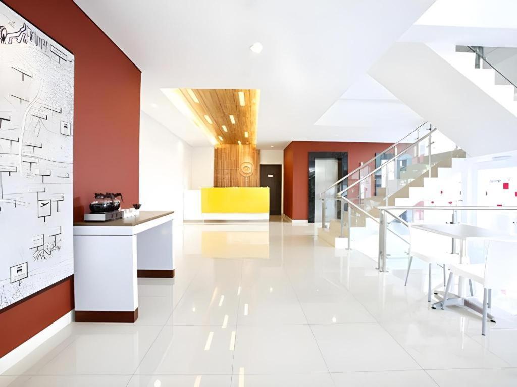 Amaris Hotel La Codefin Kemang Jakarta Buitenkant foto