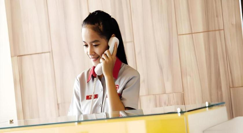 Amaris Hotel La Codefin Kemang Jakarta Buitenkant foto